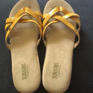 G.H. Bass & Co. Sunjun Yellow Slide Sandals